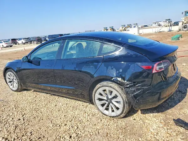 5YJ3E1EA7NF188272 2022 TESLA MODEL 3 - Image 2