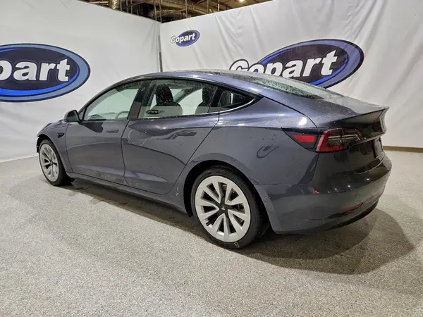 5YJ3E1EA7NF188689 2022 TESLA MODEL 3 - Image 2