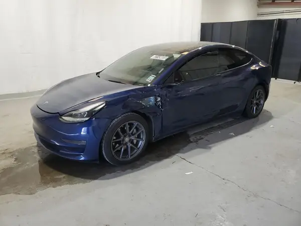 5YJ3E1EA7NF189955 2022 TESLA MODEL 3 - Image 1