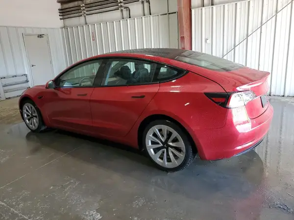 5YJ3E1EA7NF190152 2022 TESLA MODEL 3 - Image 2