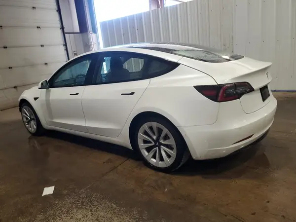 5YJ3E1EA7NF190166 2022 TESLA MODEL 3 - Image 2
