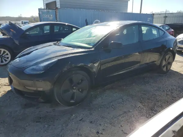 5YJ3E1EA7NF190698 2022 TESLA MODEL 3 - Image 1