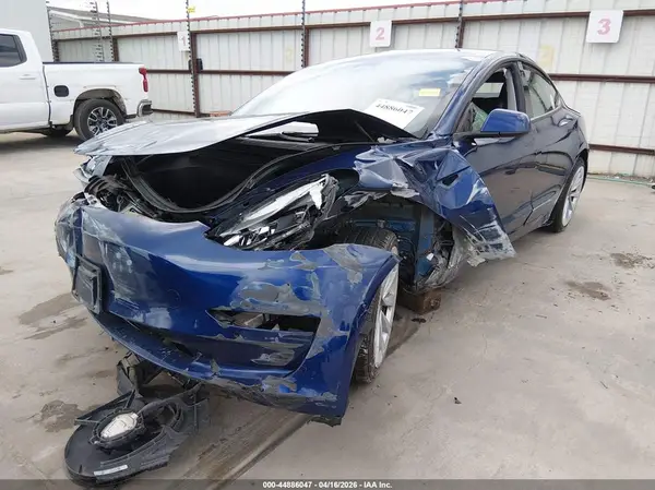 5YJ3E1EA7NF191494 2022 TESLA MODEL 3 - Image 2