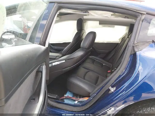 5YJ3E1EA7NF191494 2022 TESLA MODEL 3 - Image 8