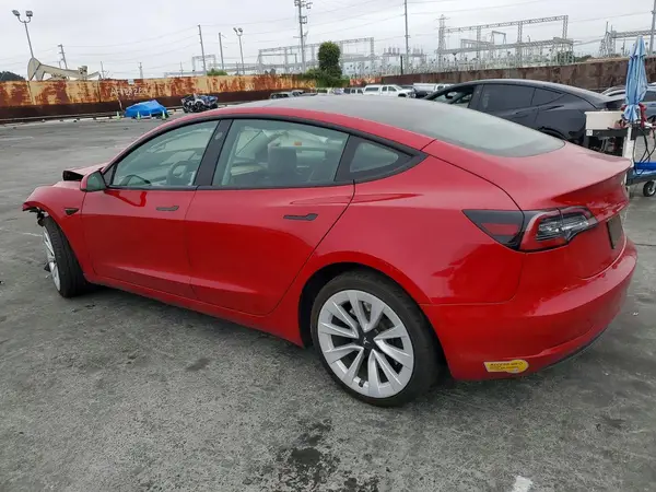 5YJ3E1EA7NF200646 2022 TESLA MODEL 3 - Image 2