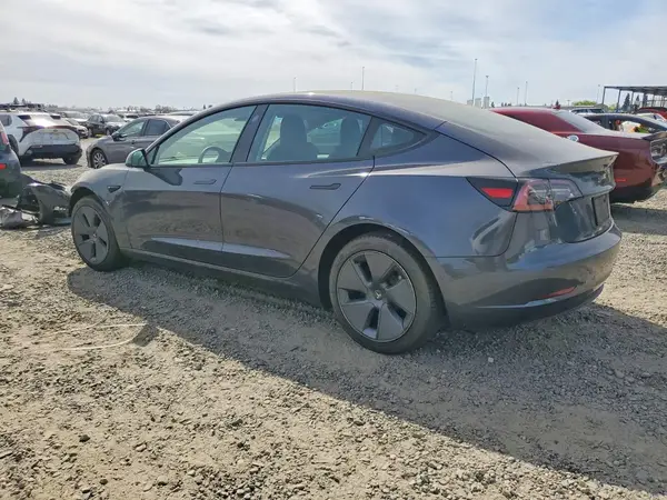 5YJ3E1EA7NF202168 2022 TESLA MODEL 3 - Image 2