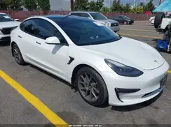 5YJ3E1EA7NF206981 2022 TESLA MODEL 3