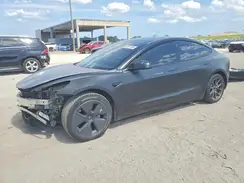 5YJ3E1EA7NF234053 2022 TESLA MODEL 3