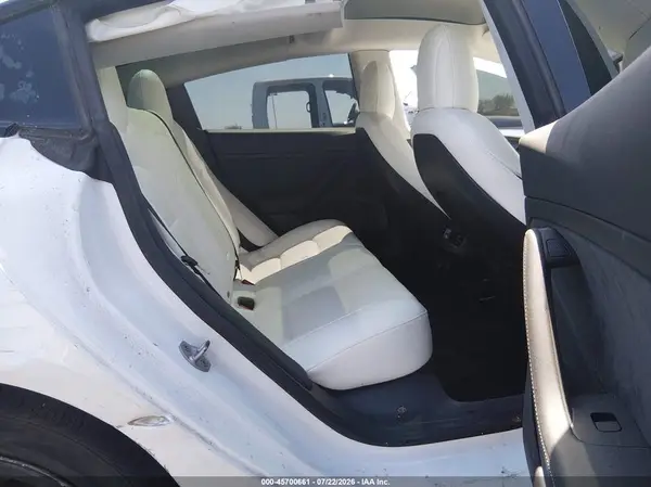 5YJ3E1EA7NF238264 2022 TESLA MODEL 3 - Image 8