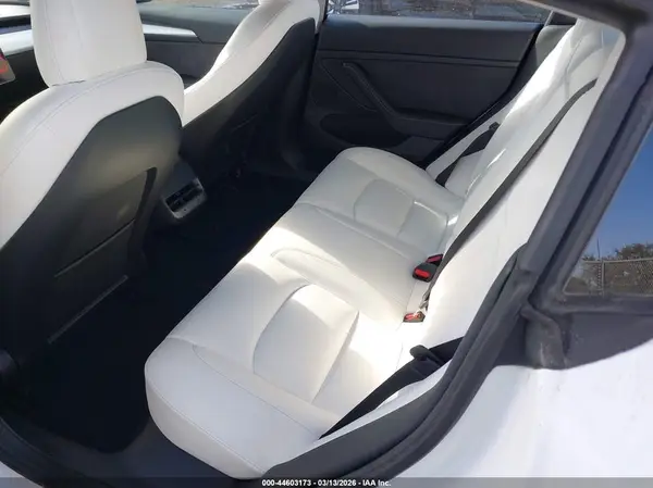 5YJ3E1EA7NF243898 2022 TESLA MODEL 3 - Image 8