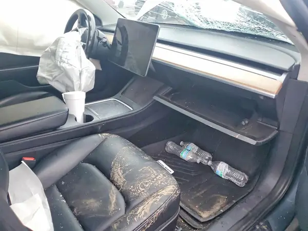 5YJ3E1EA7NF285584 2022 TESLA MODEL 3 - Image 8