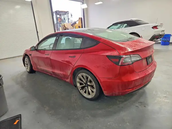 5YJ3E1EA7NF285620 2022 TESLA MODEL 3 - Image 2