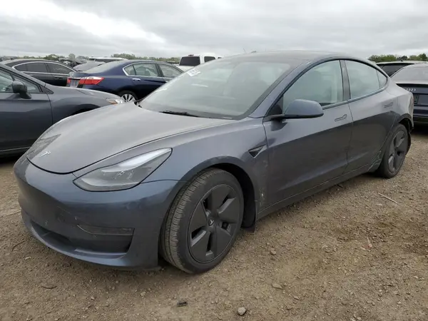 5YJ3E1EA7NF287061 2022 TESLA MODEL 3 - Image 1