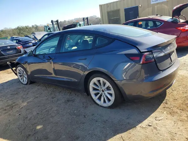 5YJ3E1EA7NF287349 2022 TESLA MODEL 3 - Image 2