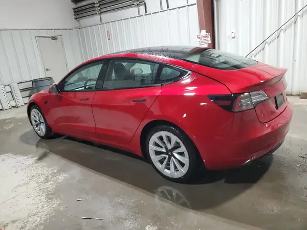 5YJ3E1EA7NF287884 2022 TESLA MODEL 3 - Image 2