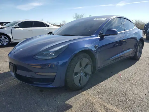 5YJ3E1EA7NF288047 2022 TESLA MODEL 3 - Image 1
