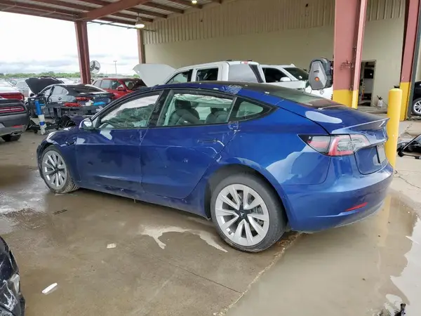 5YJ3E1EA7NF289098 2022 TESLA MODEL 3 - Image 2
