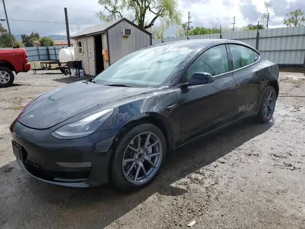 5YJ3E1EA7NF289649 2022 TESLA MODEL 3 - Image 1