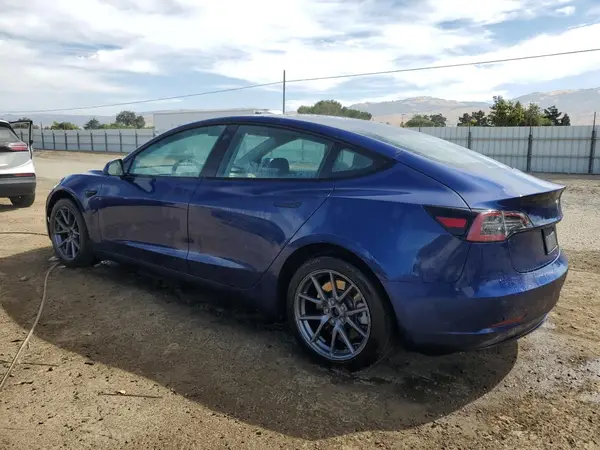 5YJ3E1EA7NF291269 2022 TESLA MODEL 3 - Image 2