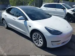 5YJ3E1EA7NF297637 2022 TESLA MODEL 3