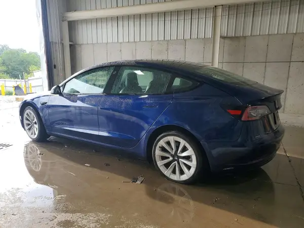 5YJ3E1EA7NF303789 2022 TESLA MODEL 3 - Image 2