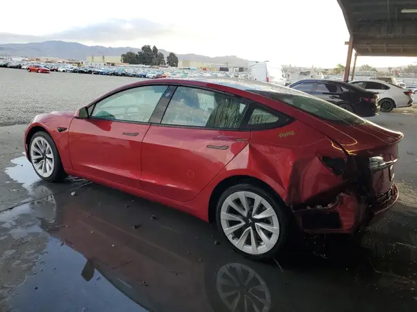 5YJ3E1EA7NF304618 2022 TESLA MODEL 3 - Image 2