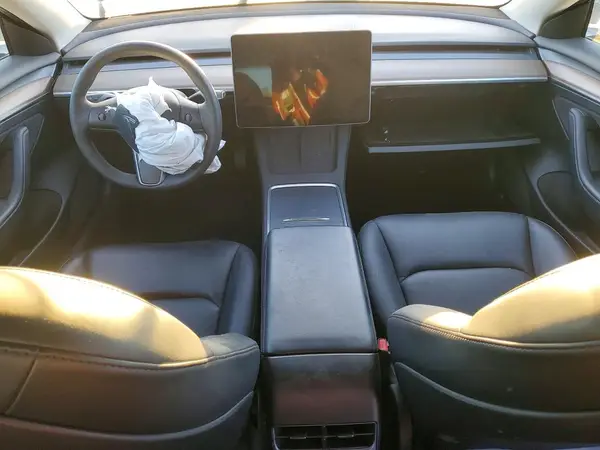 5YJ3E1EA7NF307521 2022 TESLA MODEL 3 - Image 8