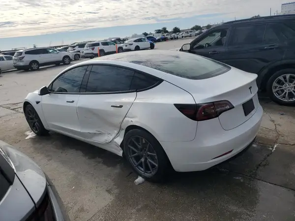 5YJ3E1EA7NF314128 2022 TESLA MODEL 3 - Image 2