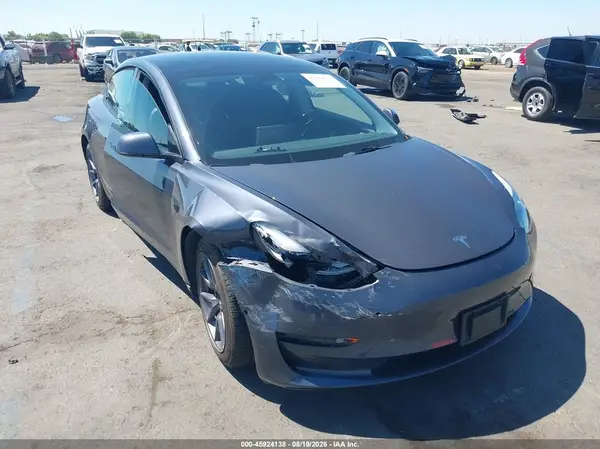 5YJ3E1EA7NF328823 2022 TESLA MODEL 3 - Image 1
