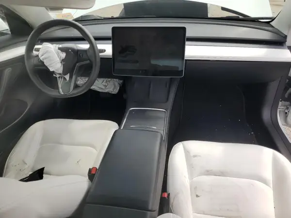 5YJ3E1EA7NF328935 2022 TESLA MODEL 3 - Image 8