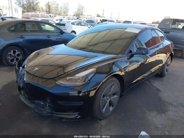 5YJ3E1EA7NF337196 2022 TESLA MODEL 3 - Image 2