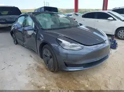 5YJ3E1EA7NF342883 2022 TESLA MODEL 3
