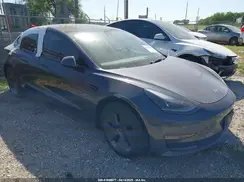 5YJ3E1EA7NF352930 2022 TESLA MODEL 3