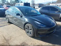 5YJ3E1EA7NF353317 2022 TESLA MODEL 3