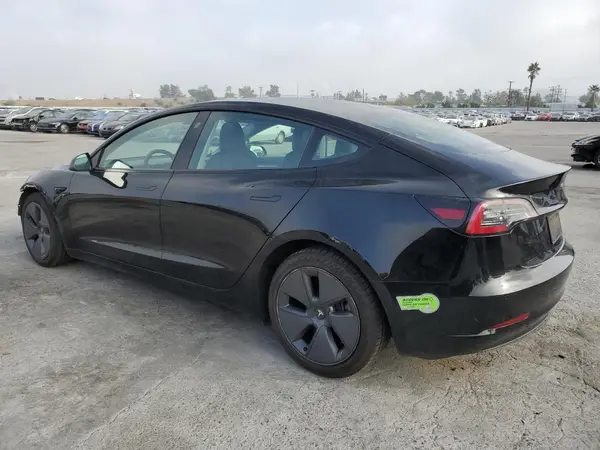 5YJ3E1EA7NF362521 2022 TESLA MODEL 3 - Image 2