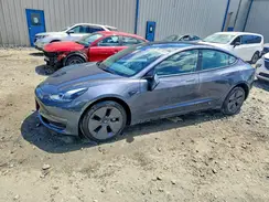 5YJ3E1EA7NF368576 2022 TESLA MODEL 3