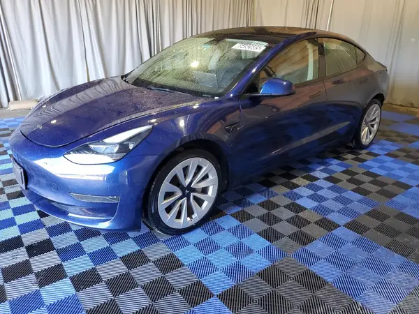 5YJ3E1EA7NF369162 2022 TESLA MODEL 3 - Image 1