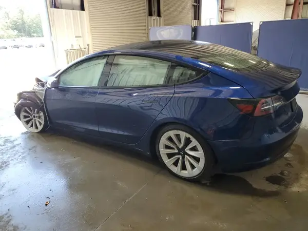 5YJ3E1EA7NF369176 2022 TESLA MODEL 3 - Image 2