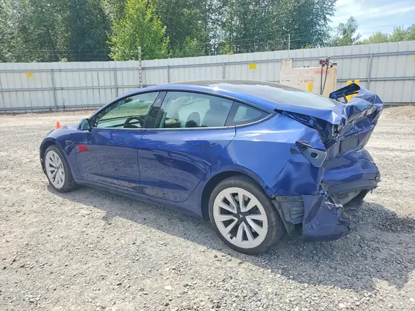 5YJ3E1EA7NF369193 2022 TESLA MODEL 3 - Image 2