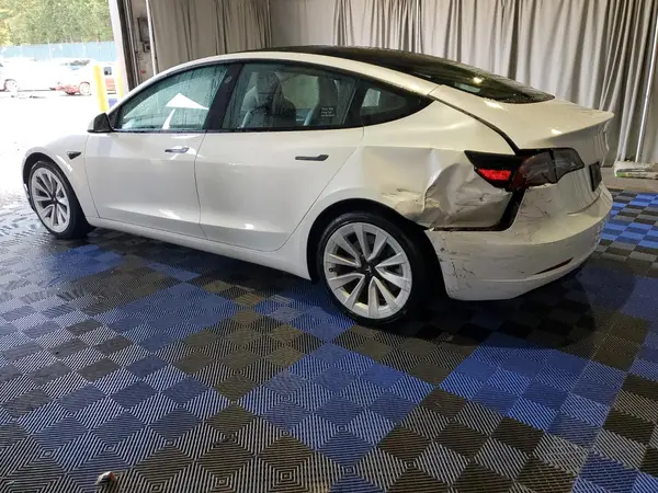 5YJ3E1EA7NF369212 2022 TESLA MODEL 3 - Image 2
