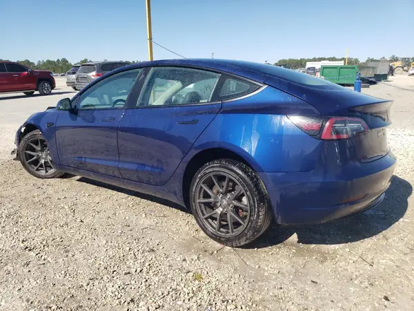 5YJ3E1EA7NF369436 2022 TESLA MODEL 3 - Image 2
