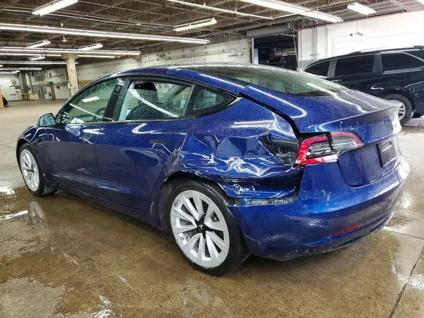 5YJ3E1EA7NF369548 2022 TESLA MODEL 3 - Image 2