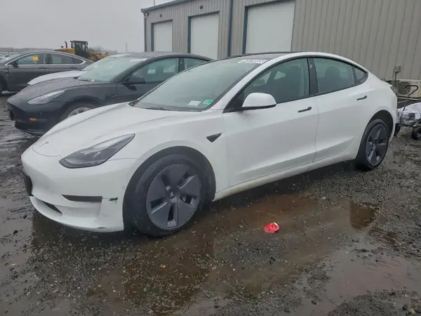 5YJ3E1EA7NF369789 2022 TESLA MODEL 3 - Image 1
