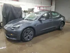 5YJ3E1EA7NF370053 2022 TESLA MODEL 3