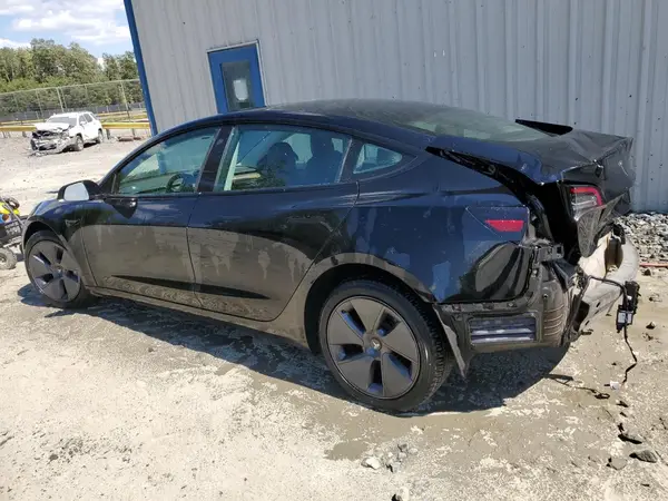 5YJ3E1EA7NF370554 2022 TESLA MODEL 3 - Image 2