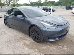 5YJ3E1EA7NF370683 2022 TESLA MODEL 3
