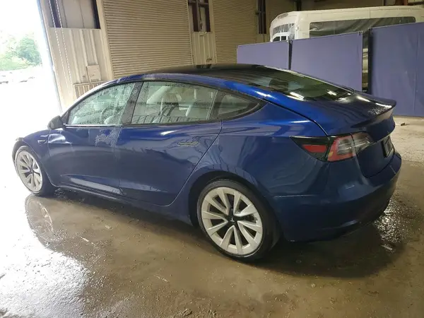5YJ3E1EA7NF370814 2022 TESLA MODEL 3 - Image 2