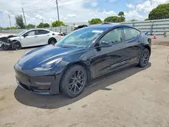 5YJ3E1EA7NF371672 2022 TESLA MODEL 3
