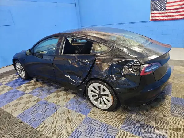5YJ3E1EA7NF372109 2022 TESLA MODEL 3 - Image 2