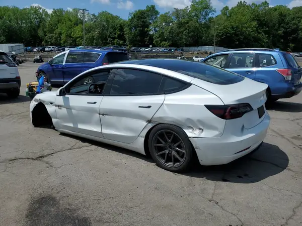 5YJ3E1EA7NF372563 2022 TESLA MODEL 3 - Image 2